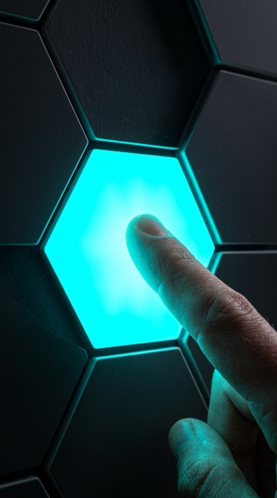 Hexagonal RGB LED Wall Light Smart Bluetooth Wi-Fi Control